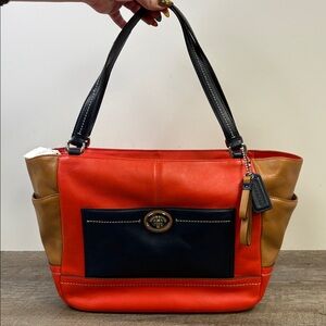 Coach Carrie Tote in SV Vermillion Multicolor – NWT